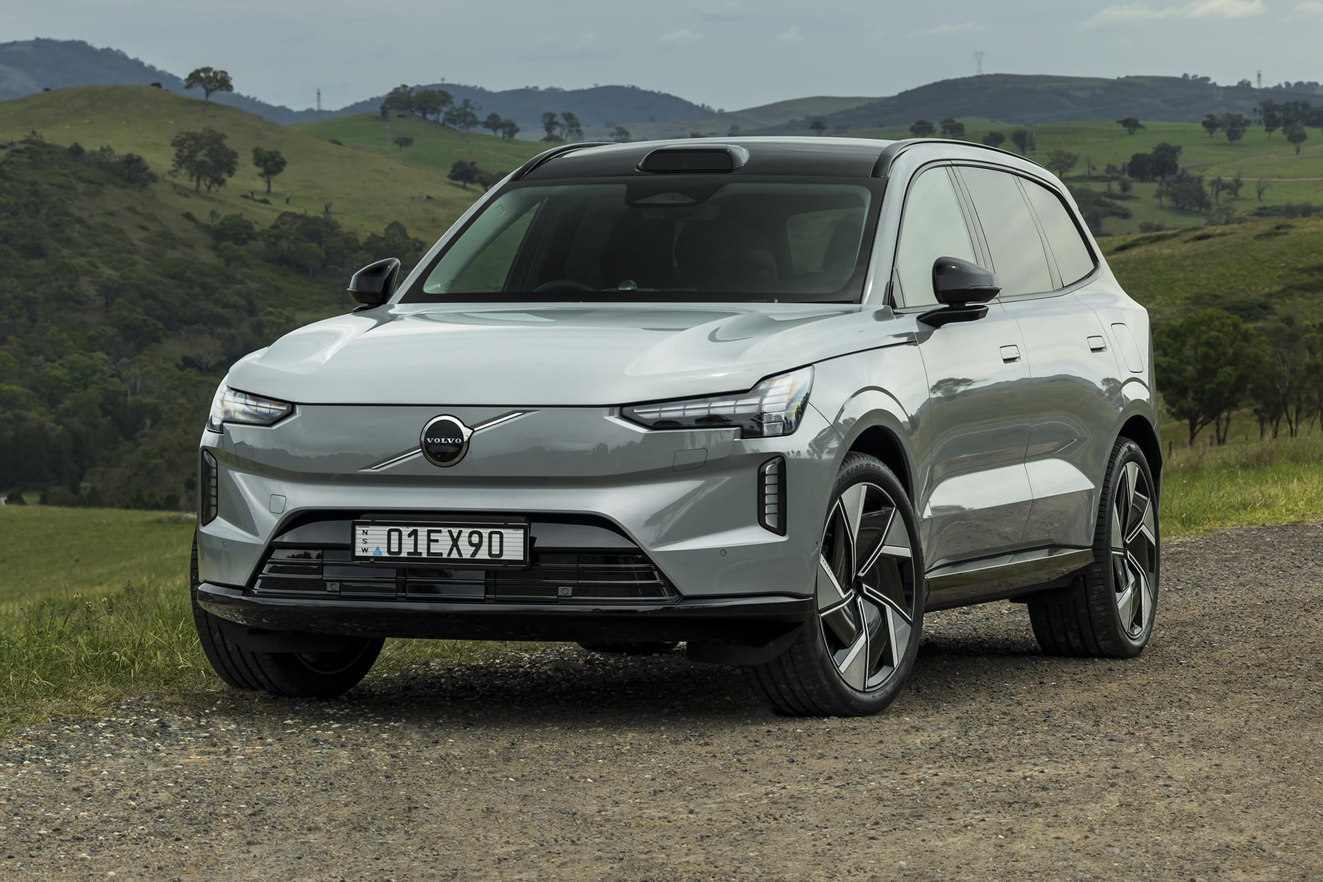 Carros elétricos são tão pesados que Brasil deve mudar regras da CNH