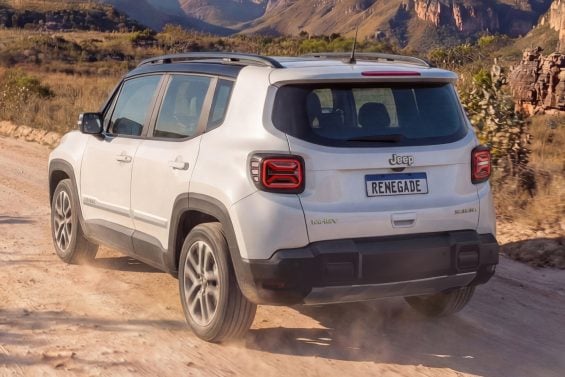 Jeep Renegade Sahara MY27 006