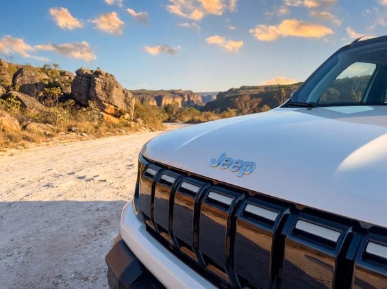 Jeep Renegade Sahara MY27 009