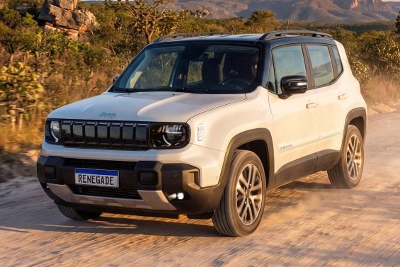 Jeep Renegade Sahara MY27 016