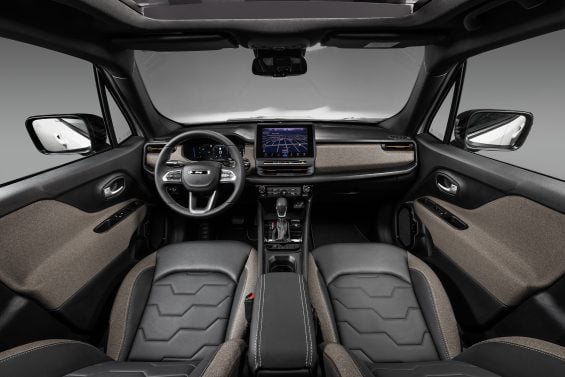 Jeep Renegade Sahara MY27 031