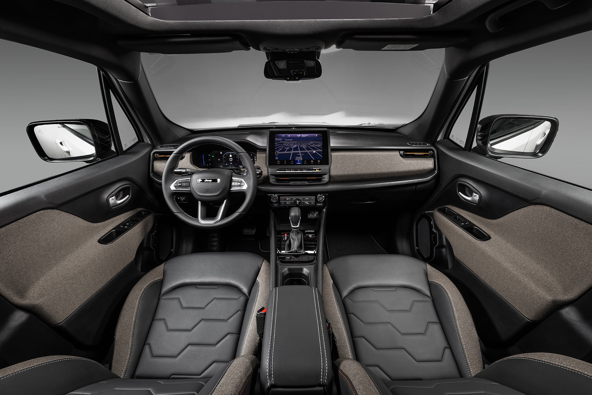 Jeep Renegade Sahara MY27 031