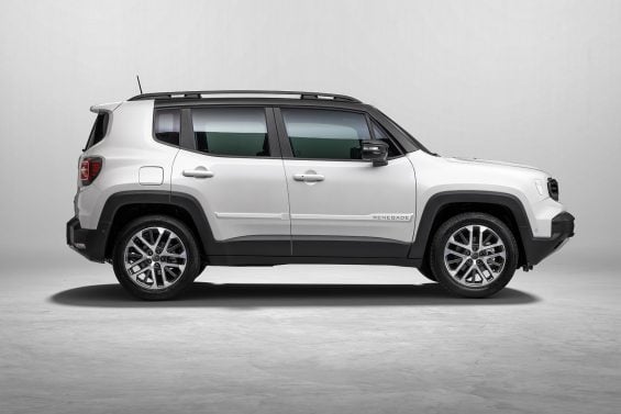 Jeep Renegade Sahara MY27 049
