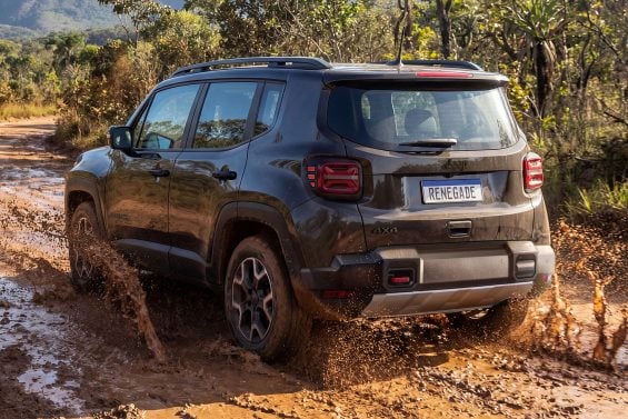 Jeep Renegade Willys MY27 006