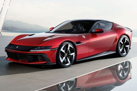 A resposta da Ferrari ao fracasso de seu elétrico: um monstro V12 manual