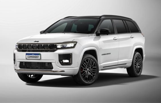 Jeep Commander Blackhawk My27 002