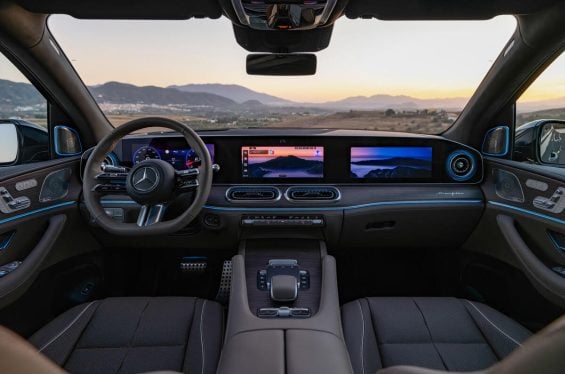 Weltpremiere – Der neue Mercedes Benz GLS: Die S Klasse unter den SUVs definiert Komfort neu World premiere – The new Mercedes Benz GLS: The S Class of SUVs redefines comfort