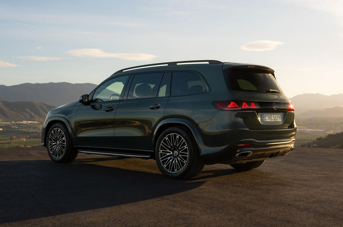 Weltpremiere – Der neue Mercedes Benz GLS: Die S Klasse unter den SUVs definiert Komfort neu World premiere – The new Mercedes Benz GLS: The S Class of SUVs redefines comfort
