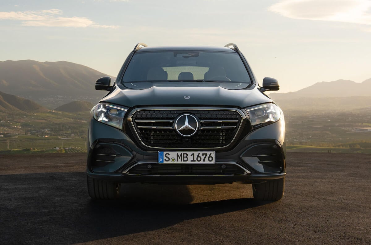 Weltpremiere – Der neue Mercedes Benz GLS: Die S Klasse unter den SUVs definiert Komfort neu World premiere – The new Mercedes Benz GLS: The S Class of SUVs redefines comfort