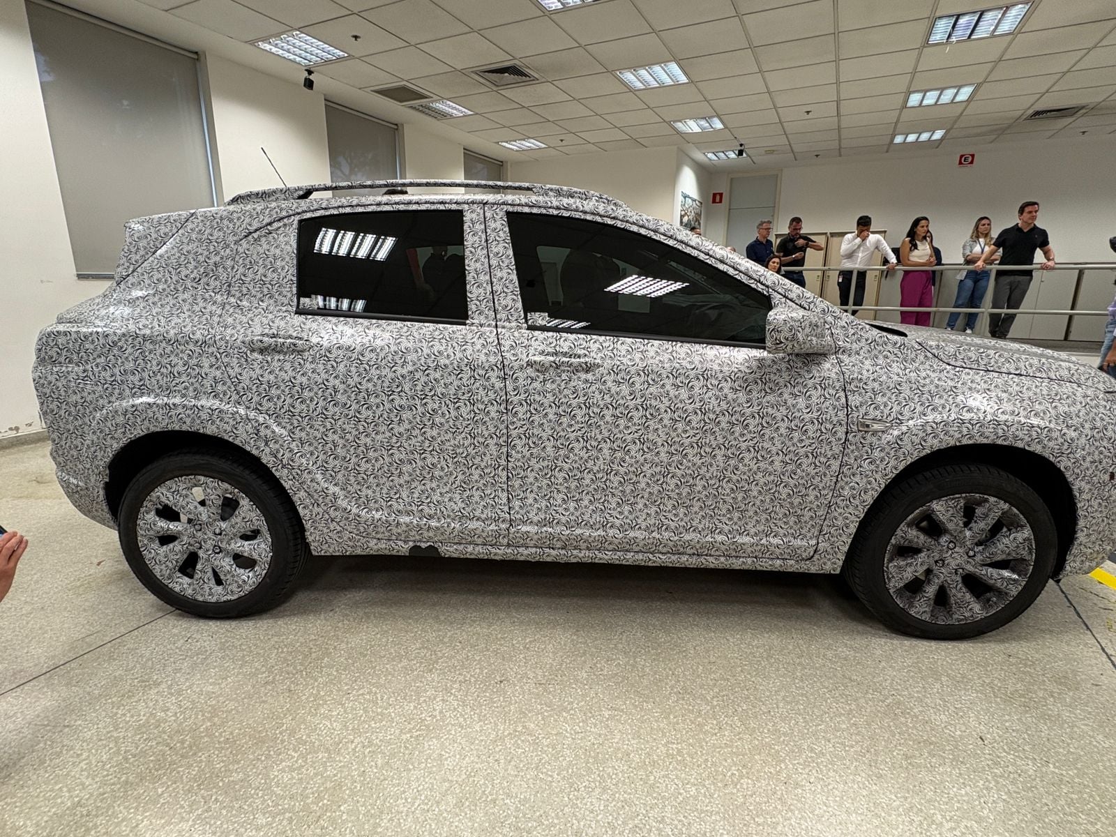 Chevrolet Sonic com camuflagens perfil Marcelo Jabulas