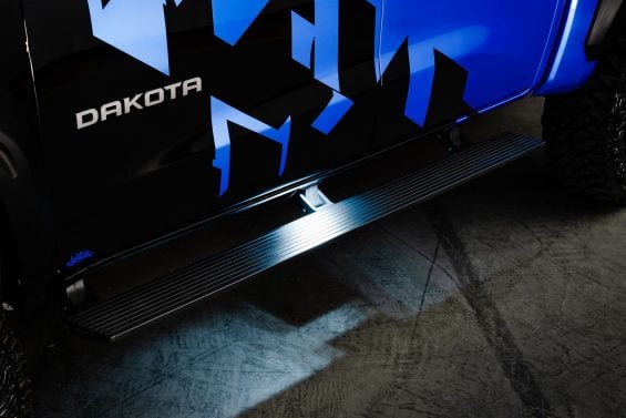 RamDakotaBlueShadow5