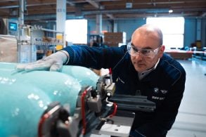 P90634047 highRes bmw hydrogen flat st