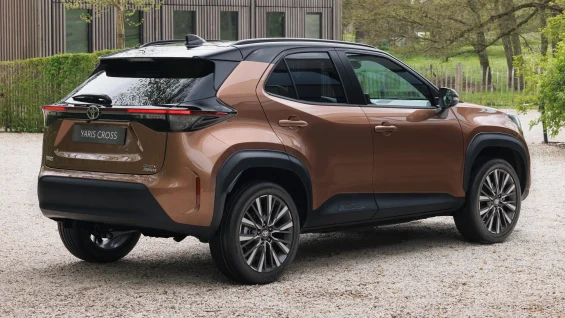 Toyota Yaris Cross 4 2026