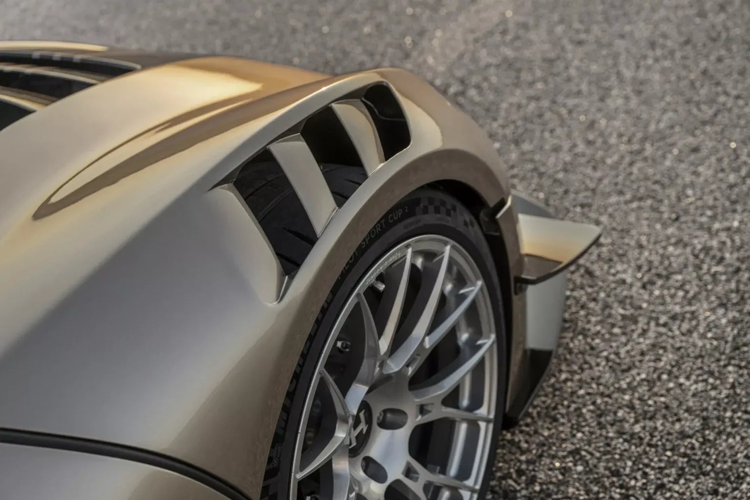 Hennessey Venom F5 Revolution LF (4)