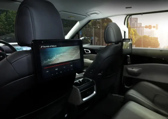 KIA Carnival 2027 híbrido 4