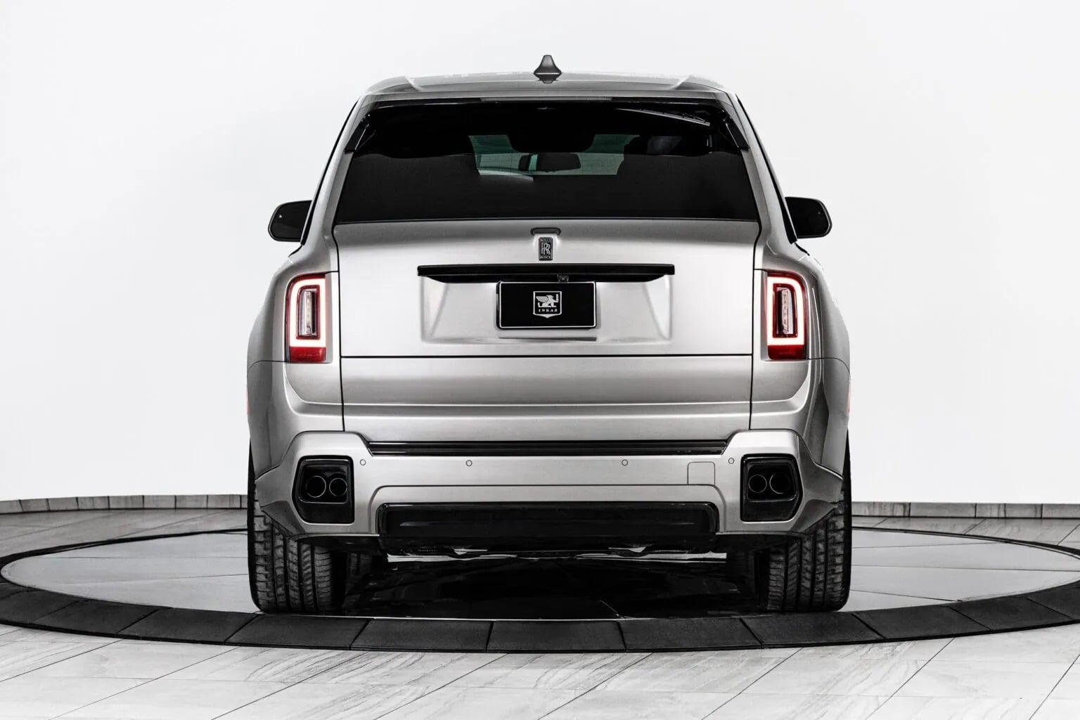 Inkas revela rolls royce cullinan com proteção militar e luxo preservado (21)
