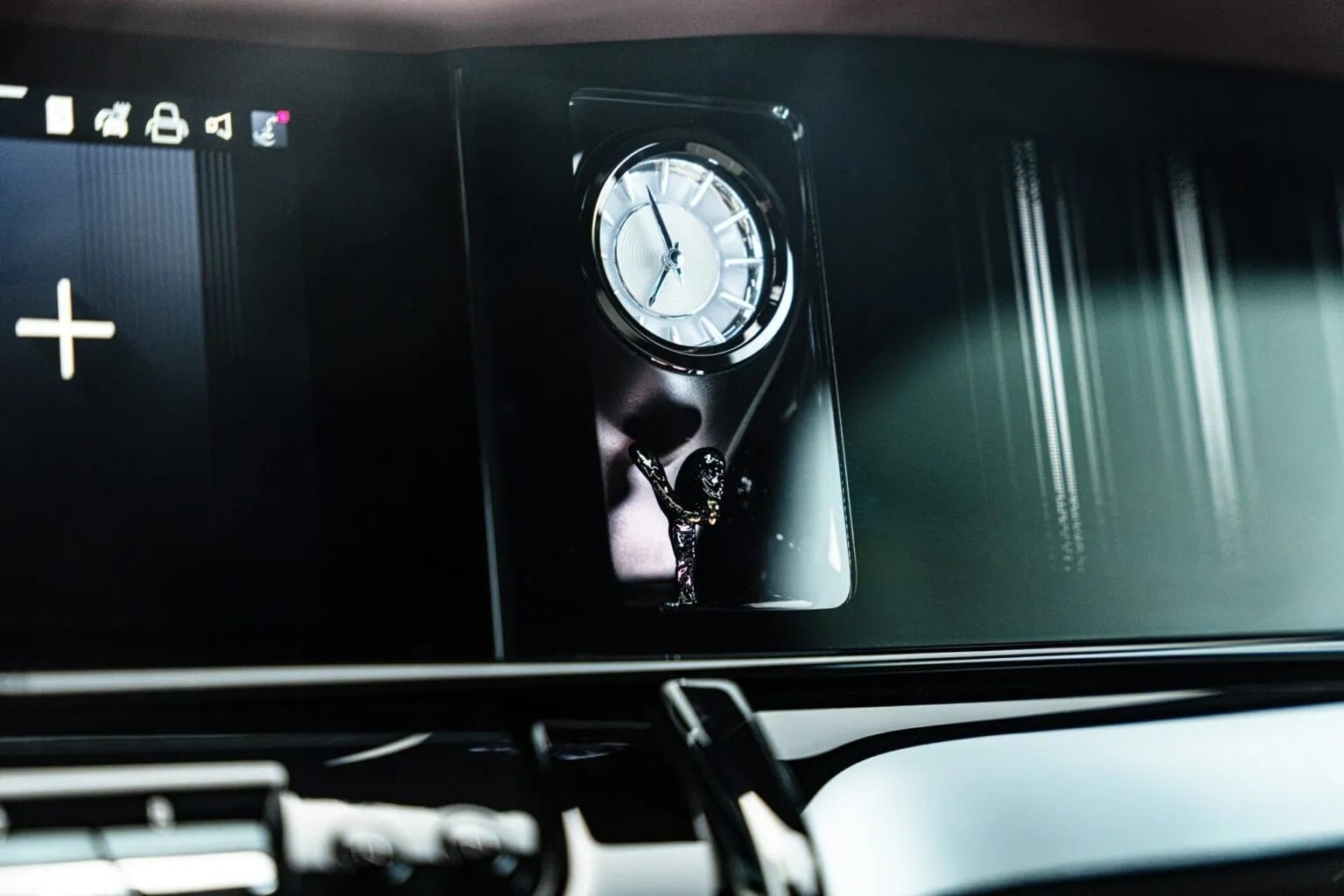 Inkas revela rolls royce cullinan com proteção militar e luxo preservado (32)