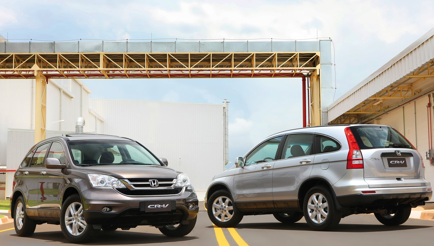 honda cr v 2010 cinza e prata frente e traseira