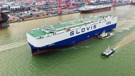 Chineses batem outro recorde e lançam navio-cegonha que transporta mais de 10 mil carros de uma vez