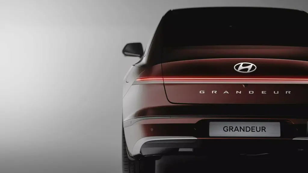 Hyundai Azera Grandeur 3