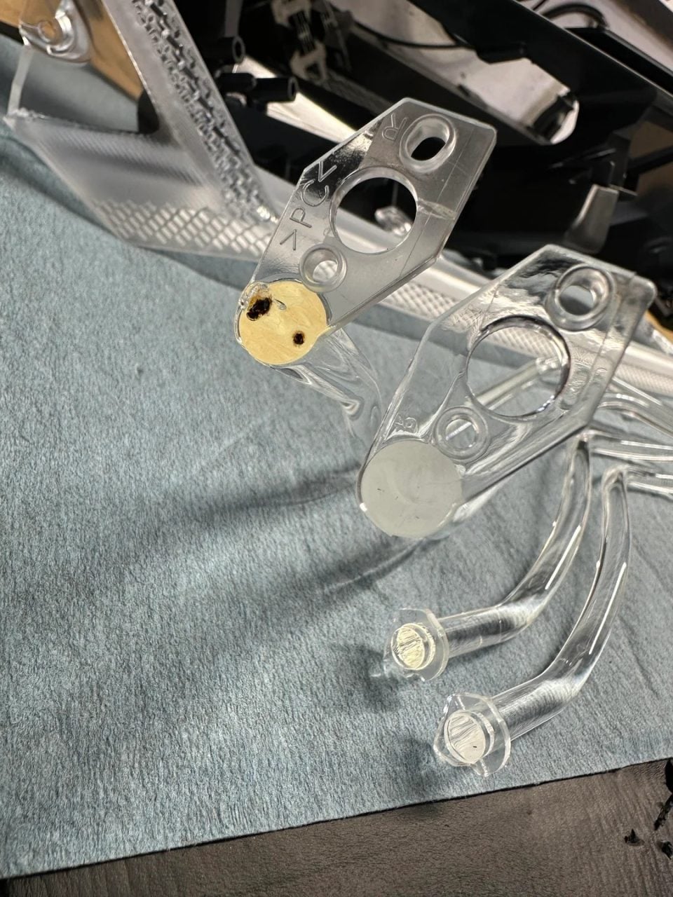 Farol amarelado em lamborghini urus gera polêmica e custo de R$ 34 mil (8)