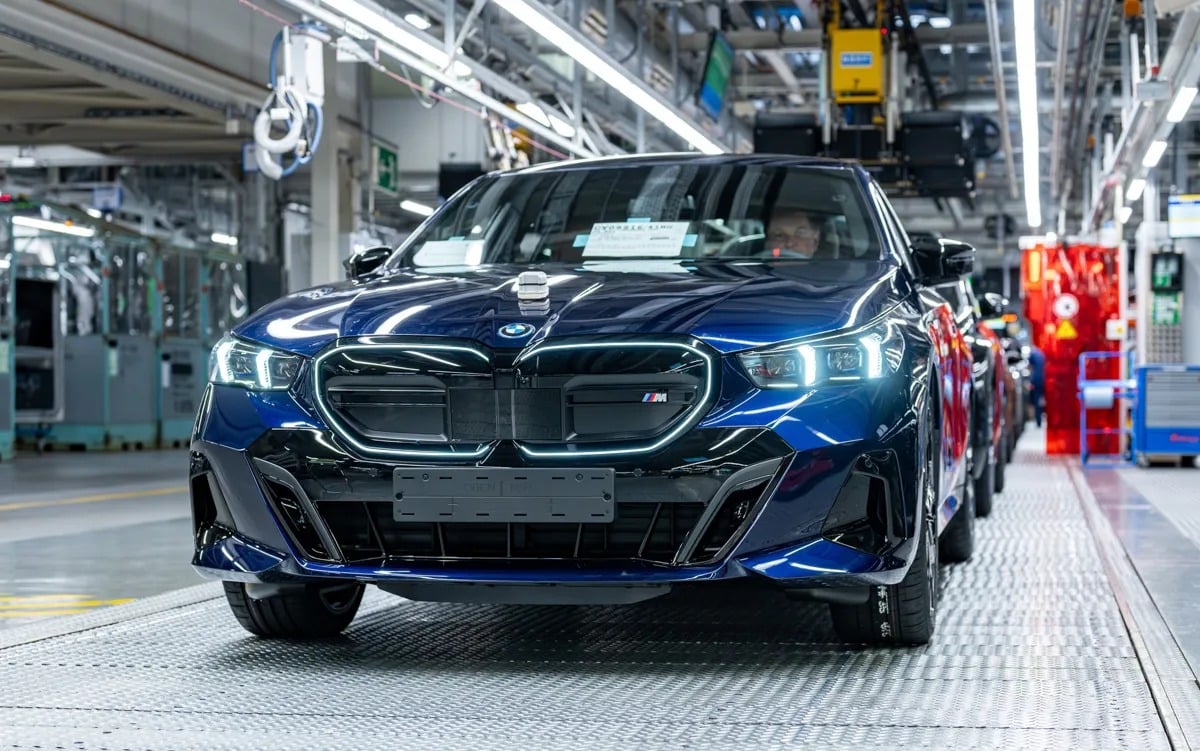 BMW alcança 2 milhões de elétricos produzidos (1)