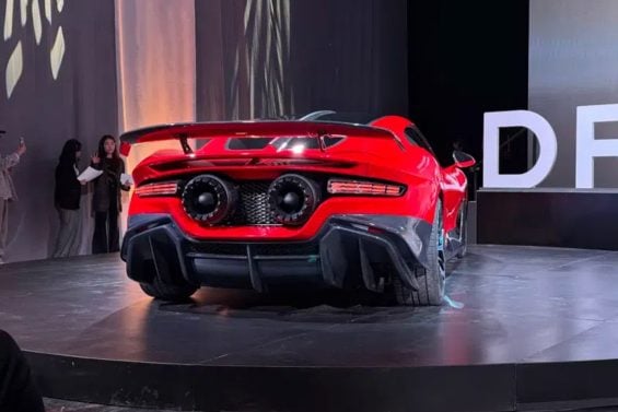 Fabricante chinesa de aspiradores de pó revela carro elétrico que usa foguetes para bater recorde de aceleração