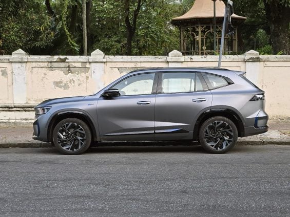 Renault Koleos E Tech Espíritu Alpine detenido