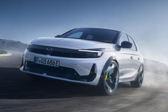 Lembra do Corsa? Agora ele é um carro elétrico esportivo de 278 cv com mecânica da Peugeot
