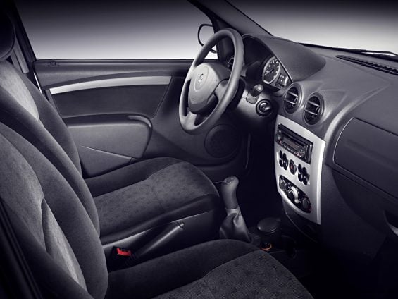Renault Logan 2007 Interior