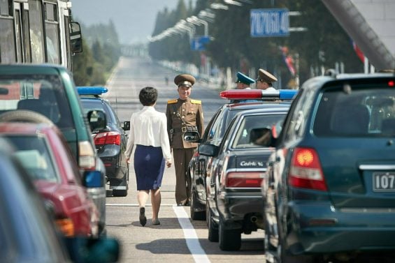 Liberação de carros faz Coreia do Norte viver seus primeiros engarrafamentos