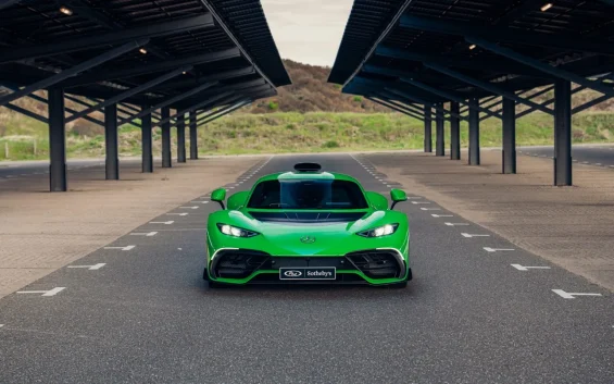 Mercedes AMG one verde 4