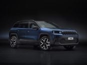 jeep compass e summit reserve frente parado