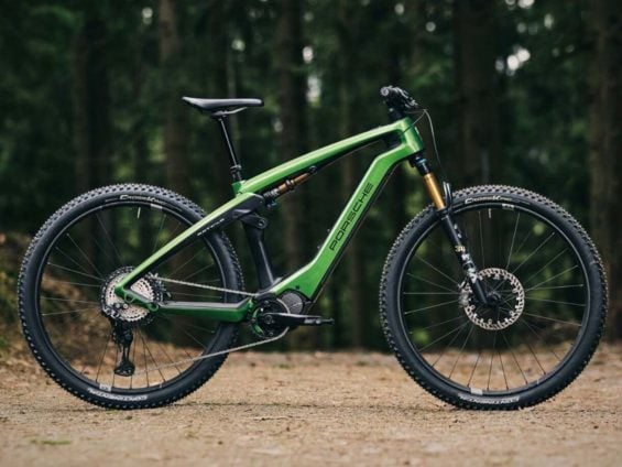 Porsche encerra divisão de bicicletas elétricas após lucros com carros despencar