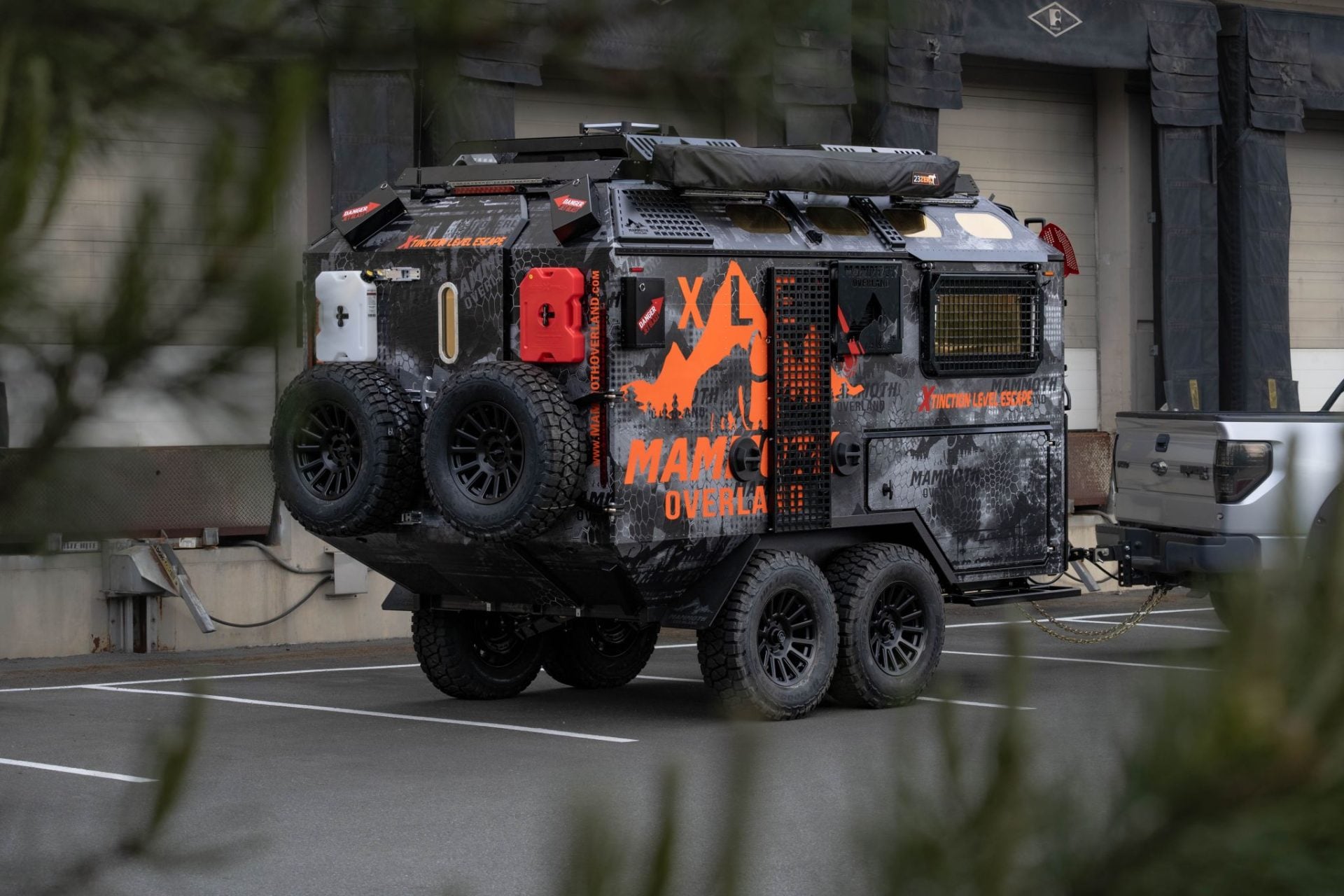 XLE mammoth overland 2