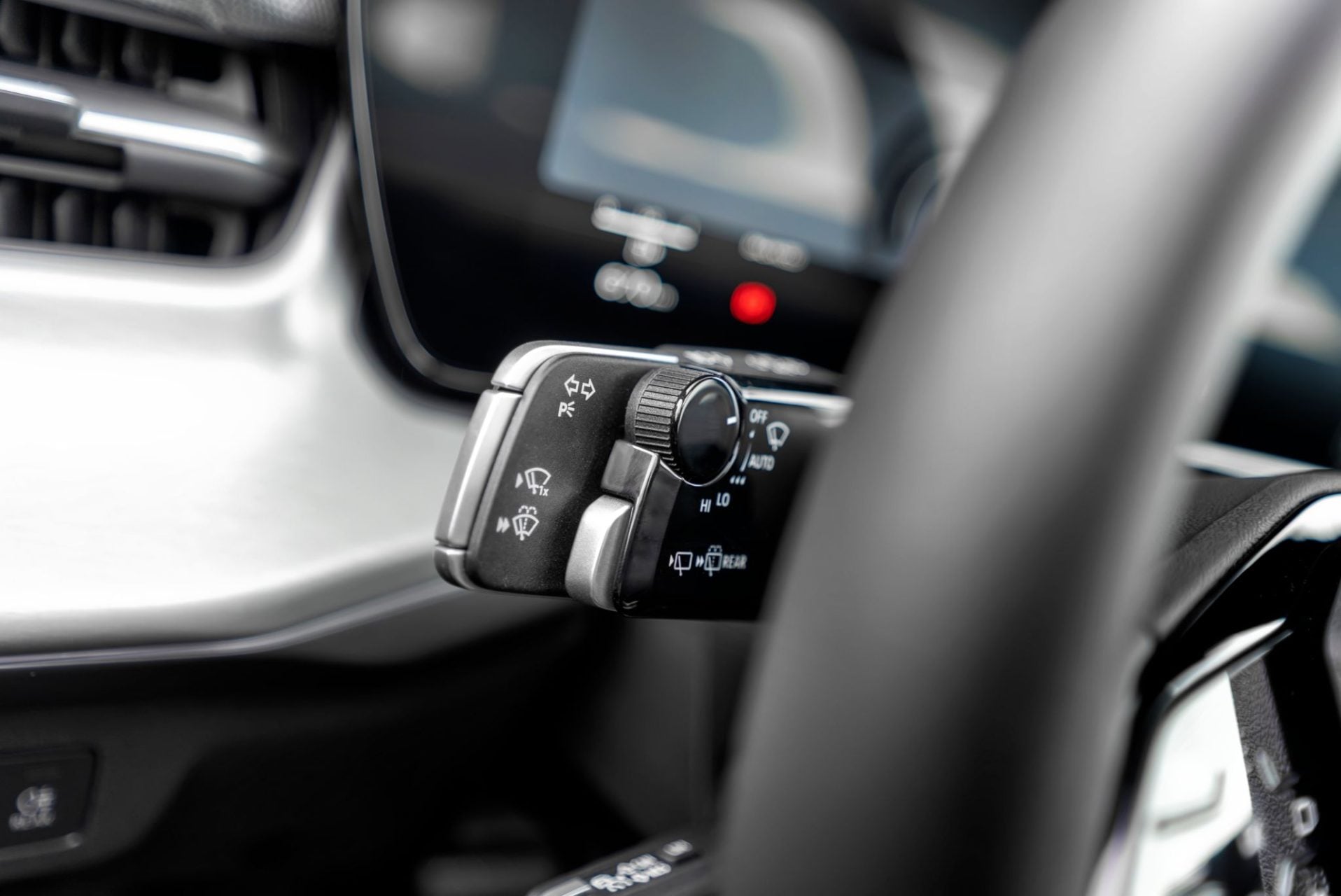 audi-q3-sportback-2026-interior-alavanca-de-seta-1916x1280.jpg