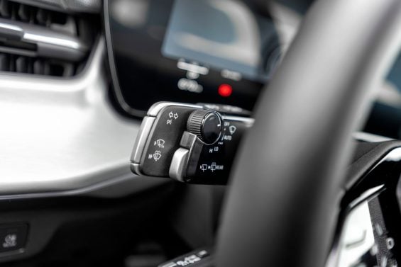 Audi Q3 Sportback 2026 interior alavanca de seta