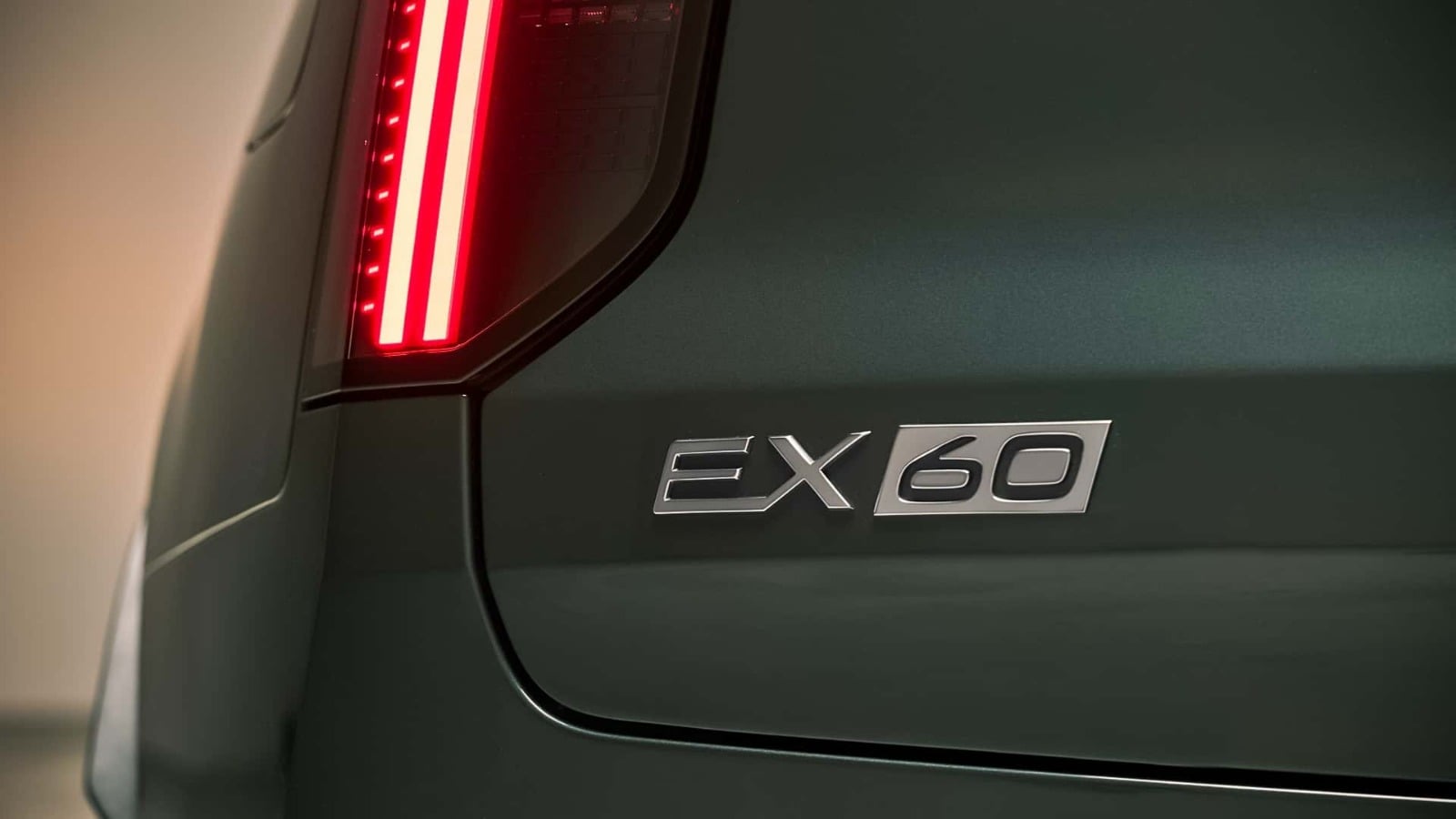 Volvo EX60 (24)