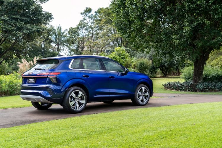 medium Q3 SUV 2 02ecedd73b