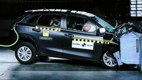 Hatch da Toyota recebe nota zero incomum em teste de colisão e segurança