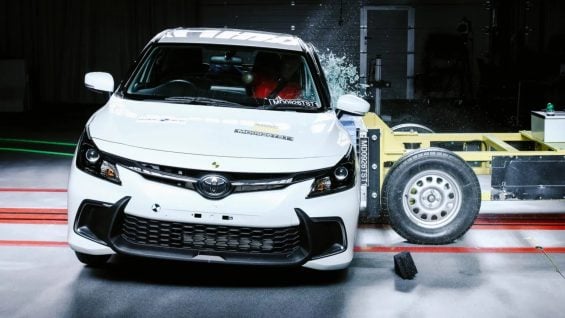 Toyota Starlet zera teste de colisão do Global NCAP e acende alerta sobre rebadging (3)