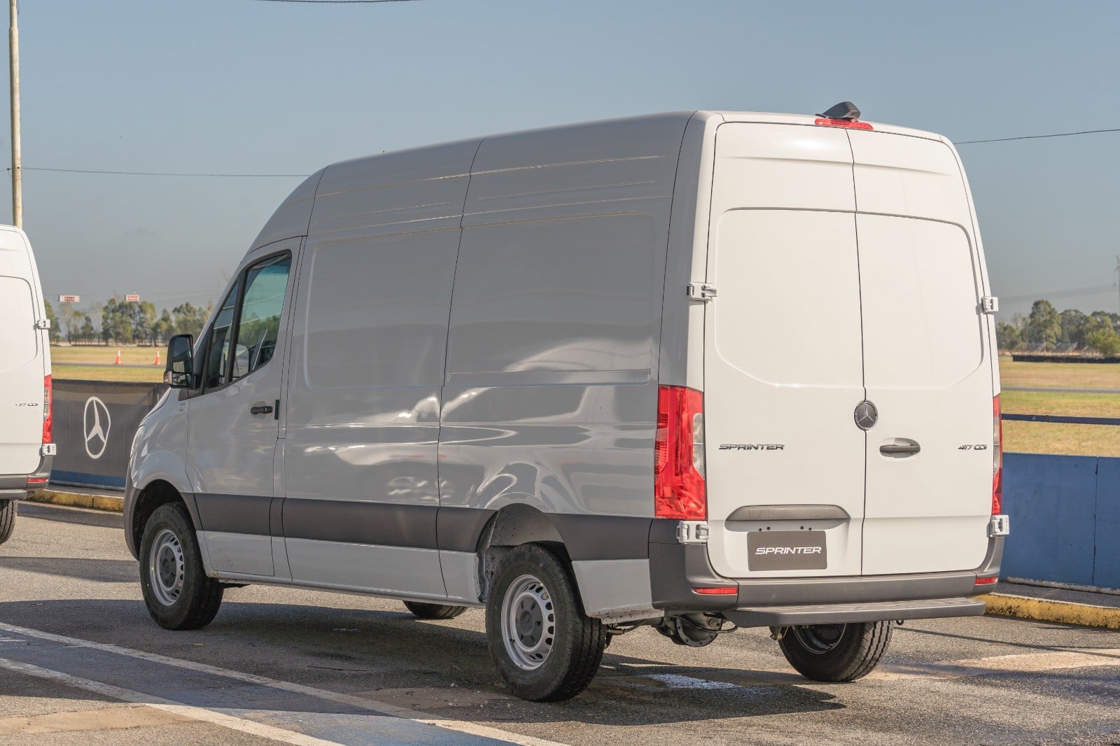 mercedes benz sprinter automatica traseira