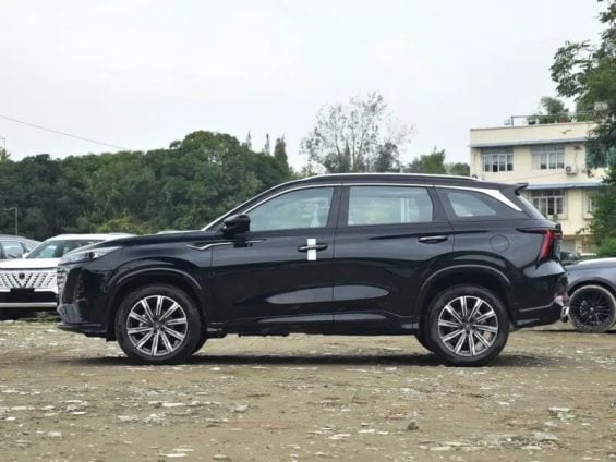 SUV CS75 Plus BlueCore HEV (3)