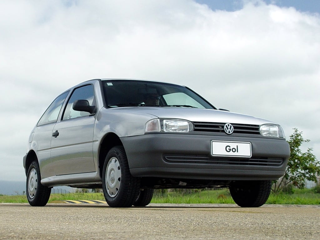 volkswagen gol special 2004 prata frente parado
