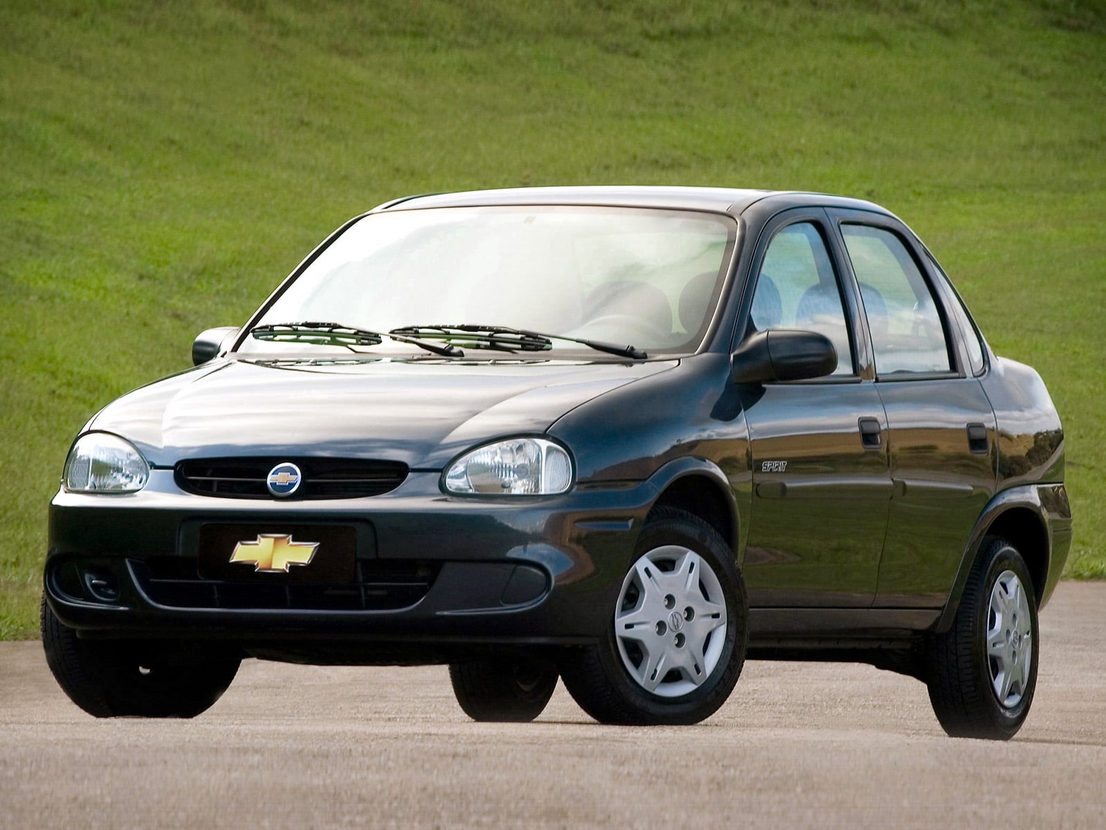Chevrolet Classic lidera 1∫ semestre do ano