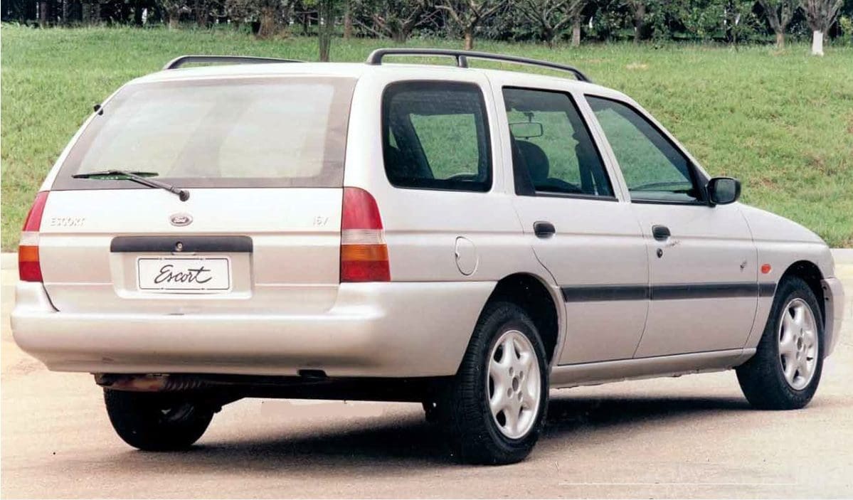 Ford escort sw GLX traseira