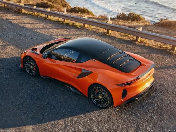 Lotus Emira 420 Sport (8)