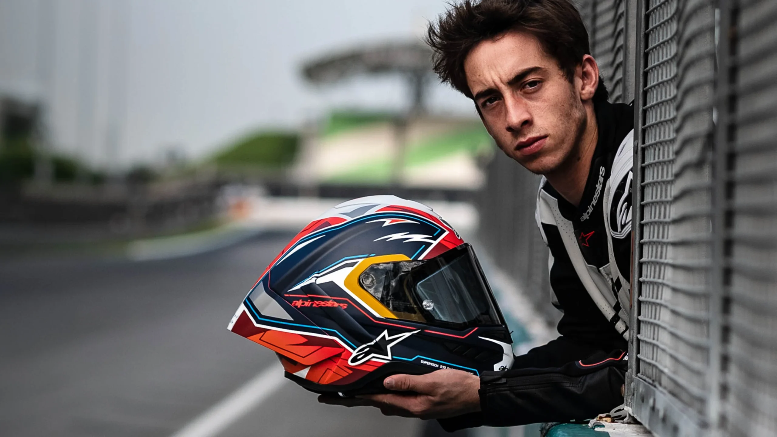 Alpinestars Supertech R10 capacete pedro acosta