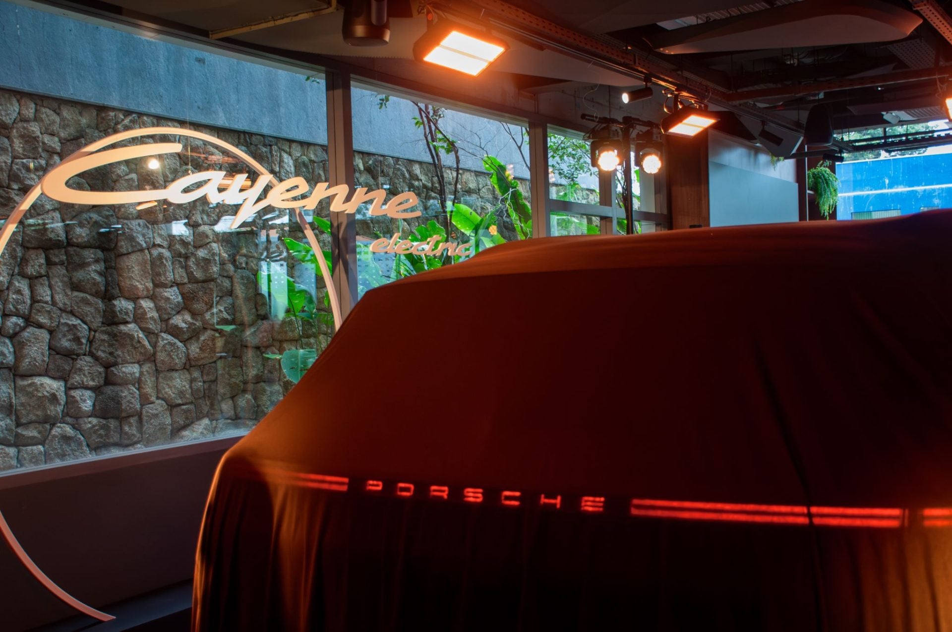 Novo Porsche Cayenne Electric é apresentado ao mercado brasileiro (7)