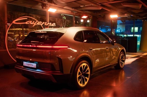 Novo Porsche Cayenne Electric é apresentado ao mercado brasileiro (10)